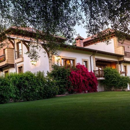 Hotel Posada La Robleda (Adults Only) Arnuero Exterior photo